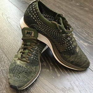 Nike Flyknit Sneakers